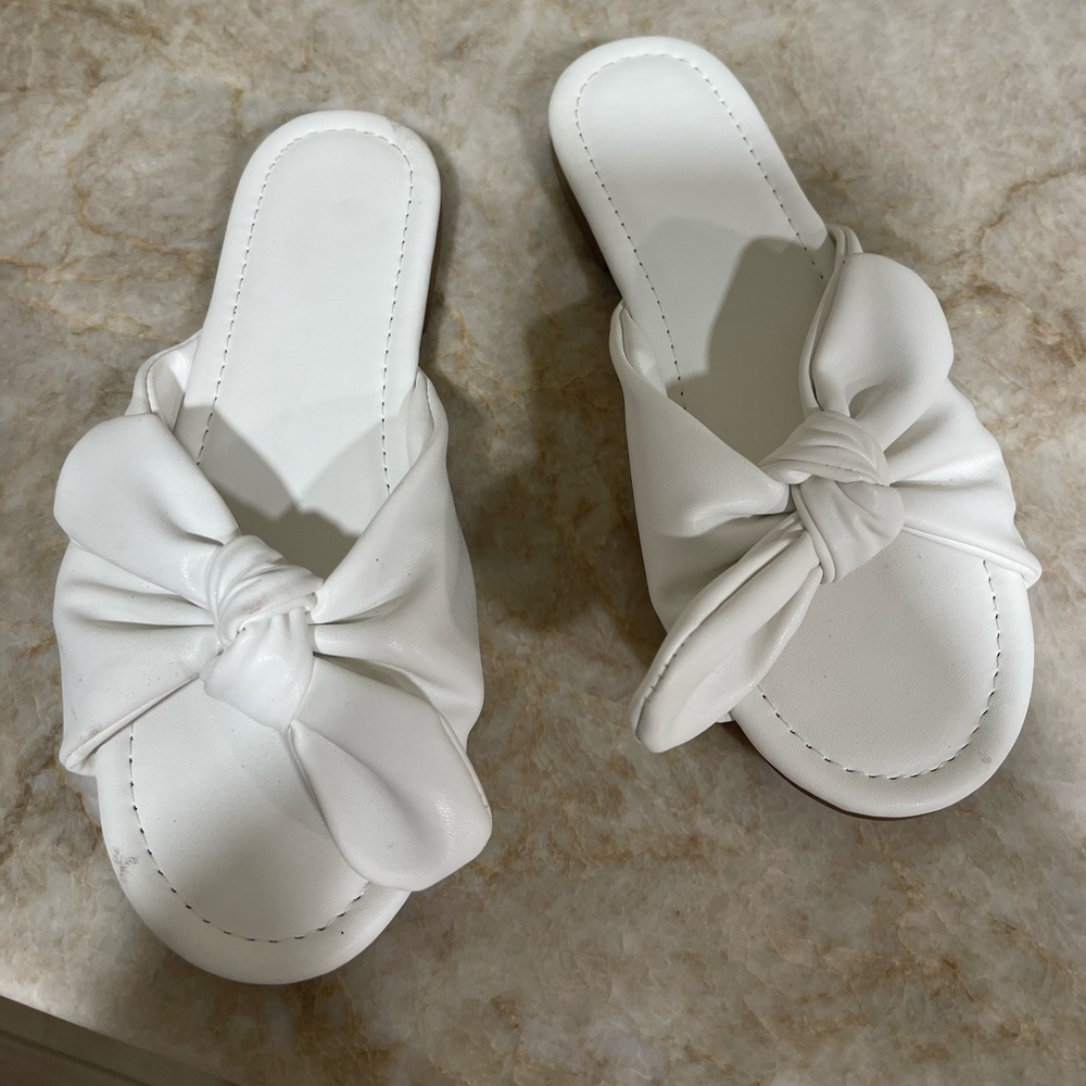 Bow Sandals
